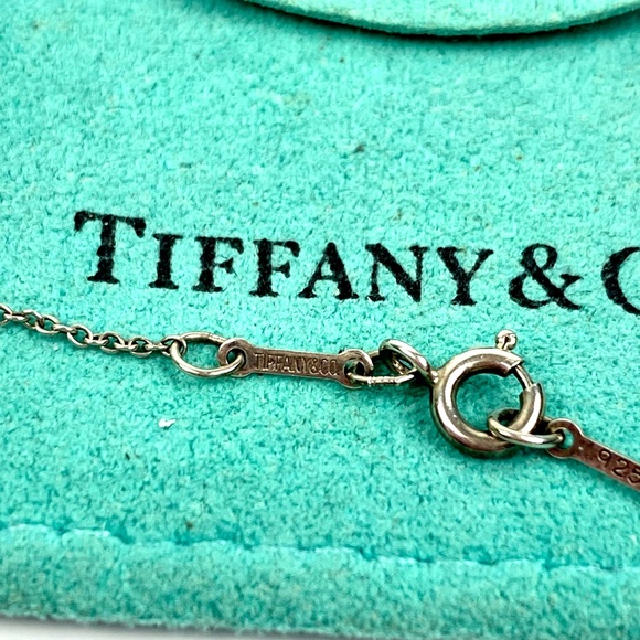 Tiffany & Co Elsa Perretti Open Heart Small Necklace - Picture 7 of 10